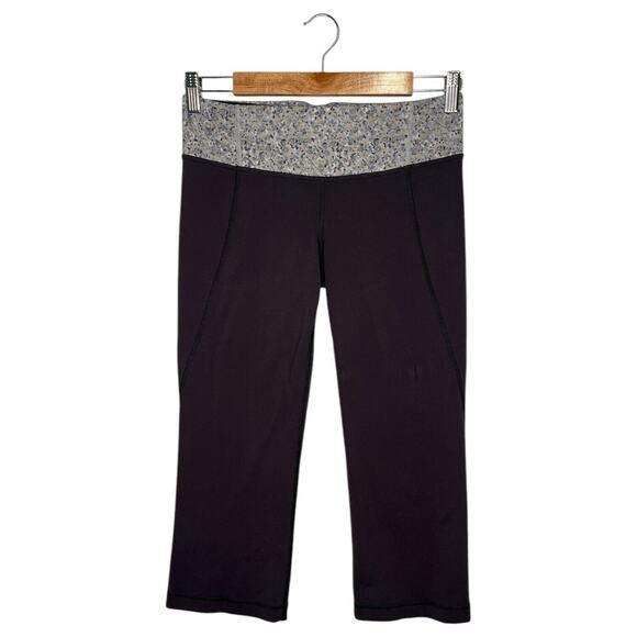 lululemon athletica Pants - Lululemon Pants Womens 6 Gather And Crow Capri Straight Contrast Split Leg Gray